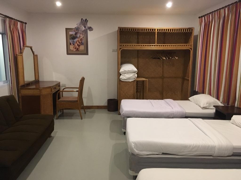 The Corner Transit Hostel Koh Samui Exterior photo