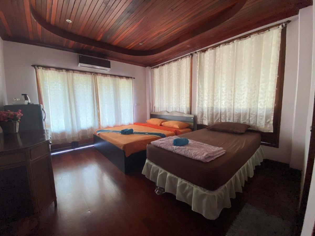 The Corner Transit Hostel Koh Samui Exterior photo