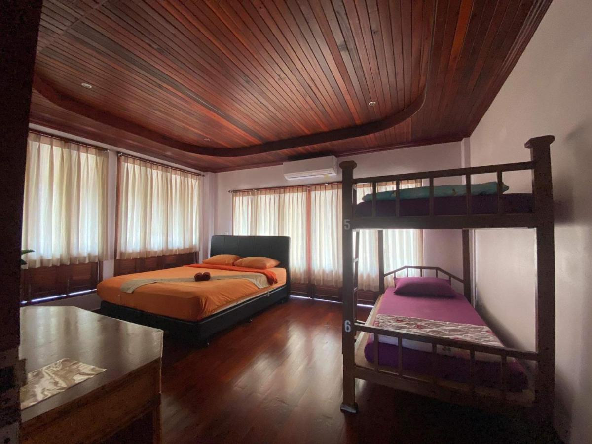 The Corner Transit Hostel Koh Samui Exterior photo